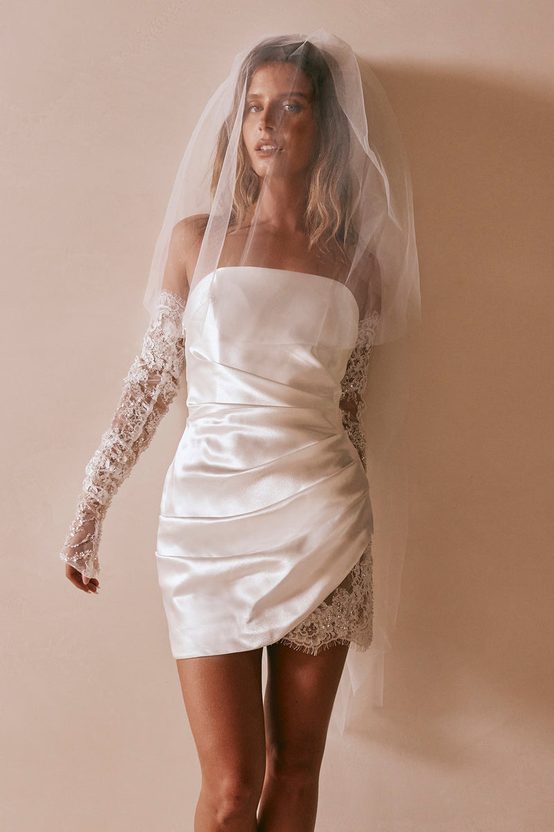 Posey Short Veil | Wedding Veils – Grace Loves Lace CA display picture 1