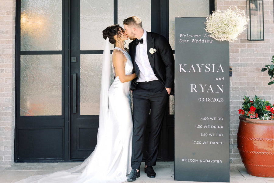 Ryan et Kaysia dans la robe Opal 