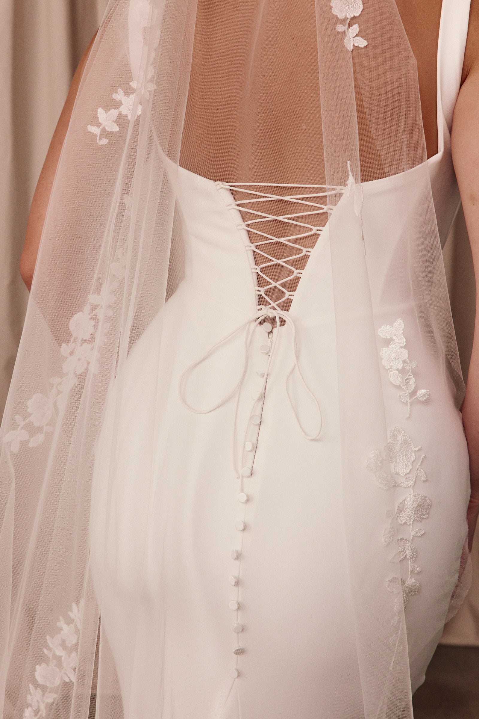 A corset crepe wedding dress_L_