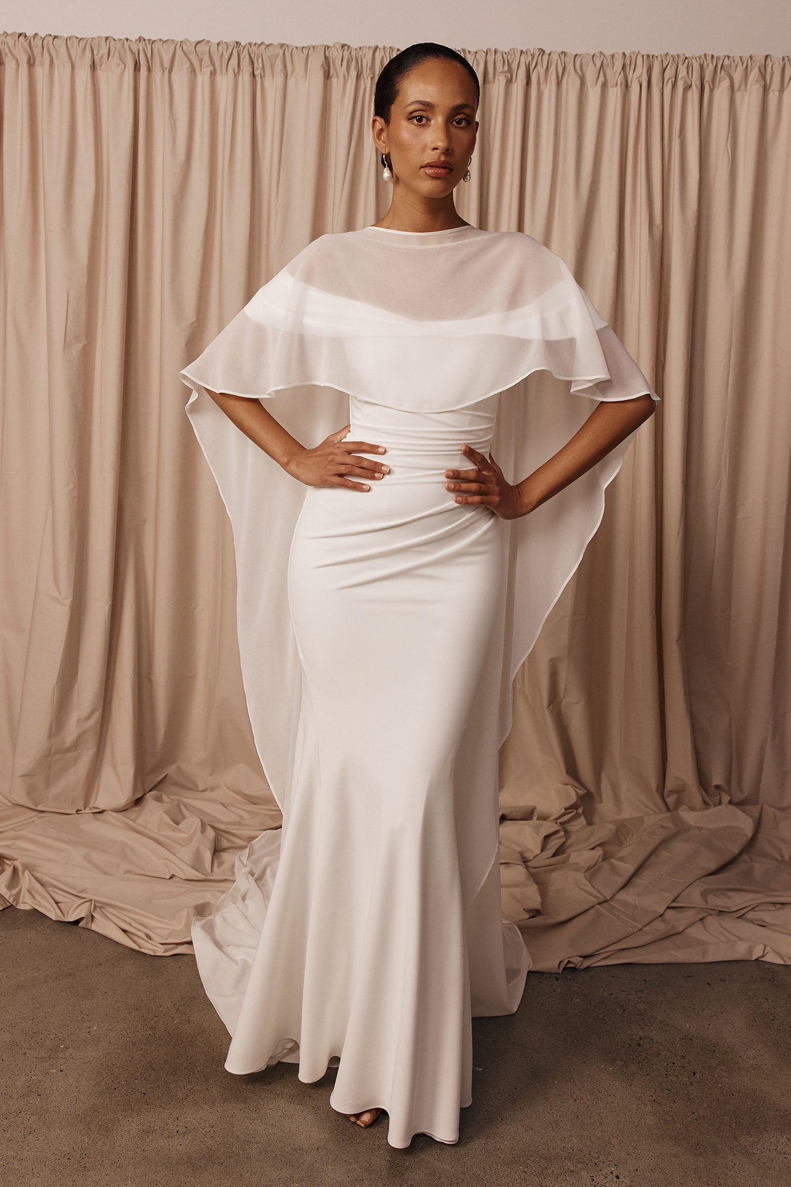 Crepe wedding dress with bridal cape_XS_