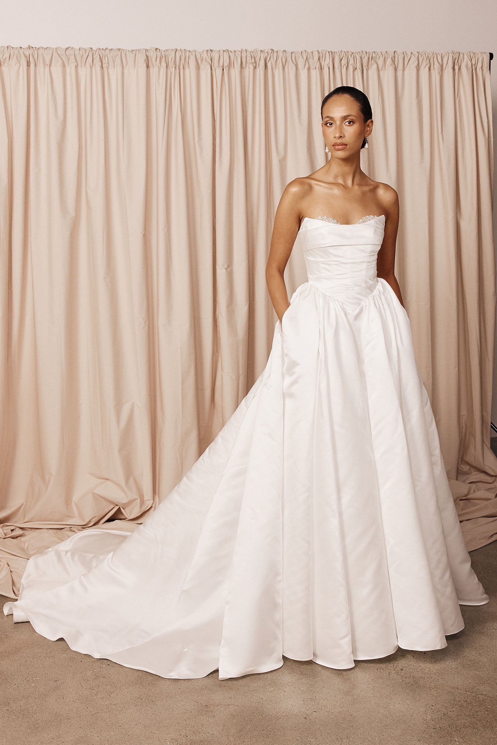 Satin Wedding Dress Callout